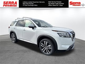 New 2025 Nissan Pathfinder Platinum image 1