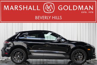 Used 2023 Porsche Macan Turbo image 1