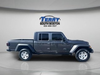Used 2023 Jeep Gladiator Sport image 1