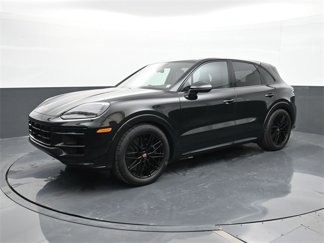 New 2025 Porsche Cayenne GTS image 1