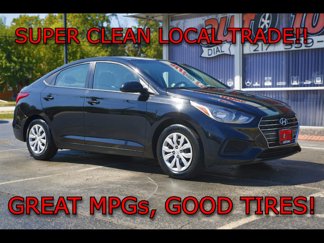Used 2021 Hyundai Accent SE image 1