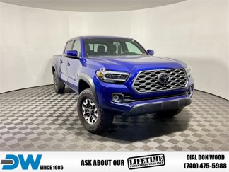 Used 2022 Toyota Tacoma TRD Off-Road image 1