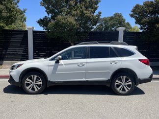 Used 2018 Subaru Outback 2.5i Limited image 1