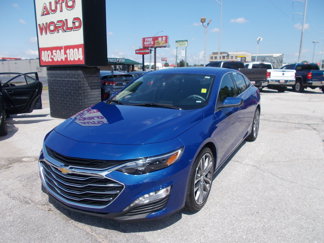 Used 2023 Chevrolet Malibu LT image 1