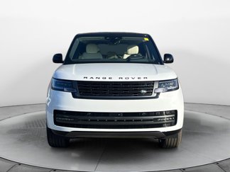 New 2025 Land Rover Range Rover SE image 1