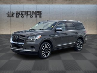 Certified 2022 Lincoln Navigator Black Label image 1