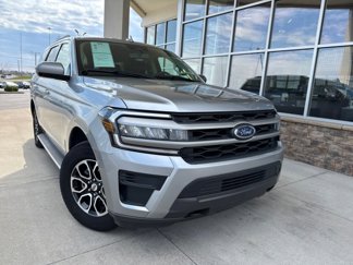Used 2023 Ford Expedition XLT image 1