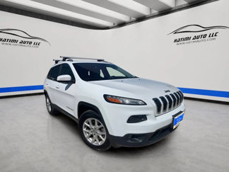 Used 2018 Jeep Cherokee Latitude image 1