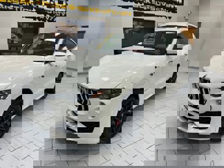 Used 2018 Maserati Levante GranLusso image 1