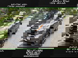 Used 2016 Toyota Highlander XLE image 1