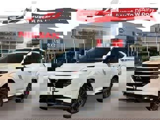 New 2025 Nissan Murano Platinum image 1