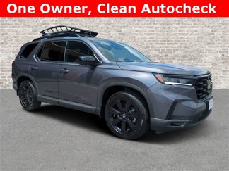 Used 2025 Honda Pilot Black Edition image 1