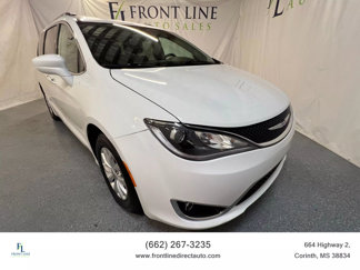 Used 2019 Chrysler Pacifica Touring-L image 1