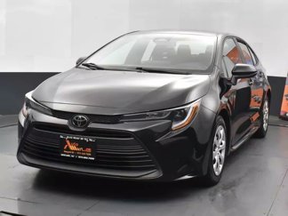 Used 2024 Toyota Corolla LE image 1