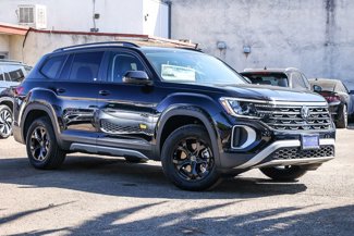New 2026 Volkswagen Atlas Peak Edition image 1