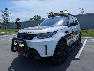 Used 2019 Land Rover Discovery HSE image 1
