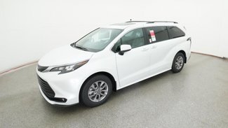 New 2025 Toyota Sienna XLE image 1