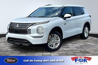 New 2024 Mitsubishi Outlander ES image 1