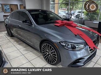 Used 2022 Mercedes-Benz S 580 4MATIC Sedan w/ AMG Line Package image 1