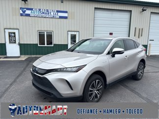 Used 2021 Toyota Venza LE image 1