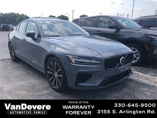 Used 2023 Volvo S60 T8 Plus image 1