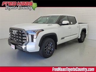 New 2025 Toyota Tundra Platinum image 1