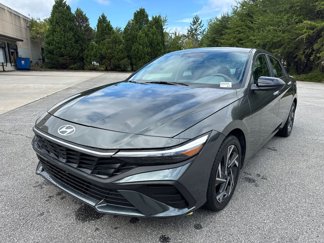 Used 2025 Hyundai Elantra Sport video 1