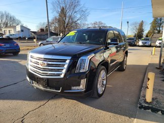 Used 2016 Cadillac Escalade Platinum image 1