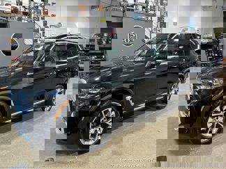 Used 2024 BMW X5 xDrive40i w/ Premium Package image 1