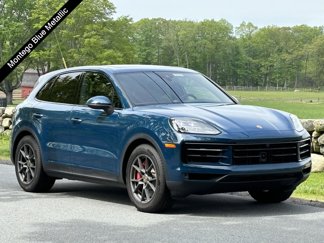 Used 2024 Porsche Cayenne S w/ Premium Package image 1