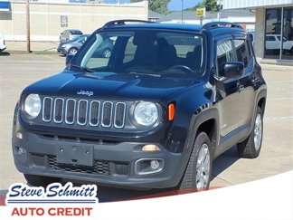 Used 2018 Jeep Renegade Latitude w/ Cold Weather Group image 1