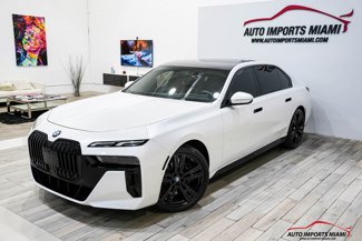 Used 2023 BMW 760i xDrive image 1
