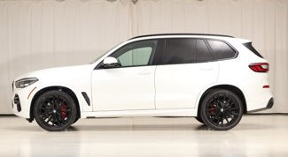 Used 2022 BMW X5 xDrive40i w/ M Sport Package image 1