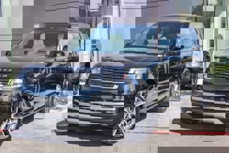 New 2025 Land Rover Range Rover Long Wheelbase Autobiography image 1