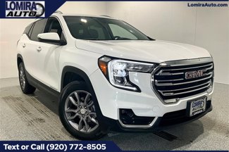 Used 2024 GMC Terrain SLT image 1