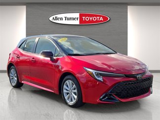 Used 2024 Toyota Corolla SE image 1