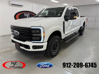 New 2025 Ford F350 4x4 Crew Cab Super Duty image 1