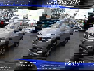 Used 2019 Jeep Cherokee Limited image 1