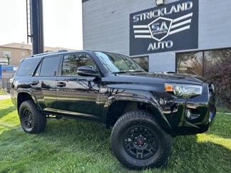 Used 2022 Toyota 4Runner SR5 Premium image 1