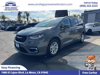 Used 2022 Chrysler Pacifica Touring-L image 1