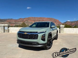New 2026 Chevrolet Equinox LT w/ Convenience Package II image 1