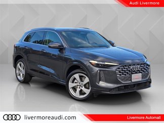 New 2025 Audi Q5 Premium Plus image 1
