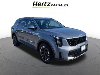 Used 2024 Kia Sorento S image 1