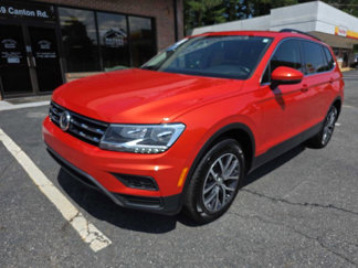 Used 2019 Volkswagen Tiguan SE w/ Panoramic Sunroof Package image 1