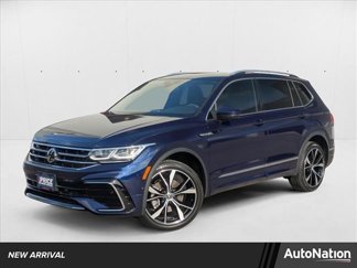Used 2024 Volkswagen Tiguan SEL R-Line image 1