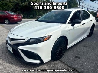 Used 2021 Toyota Camry SE image 1