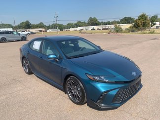 New 2026 Toyota Camry SE image 1