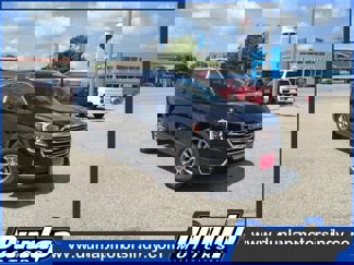 Certified 2023 GMC Terrain SLT image 1