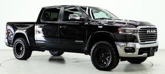 Used 2025 RAM 1500 Laramie image 1
