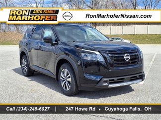 New 2025 Nissan Pathfinder SL w/ Black Appearance Package image 1